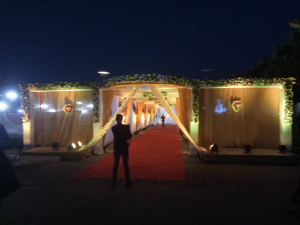 sajeet lights and sound...